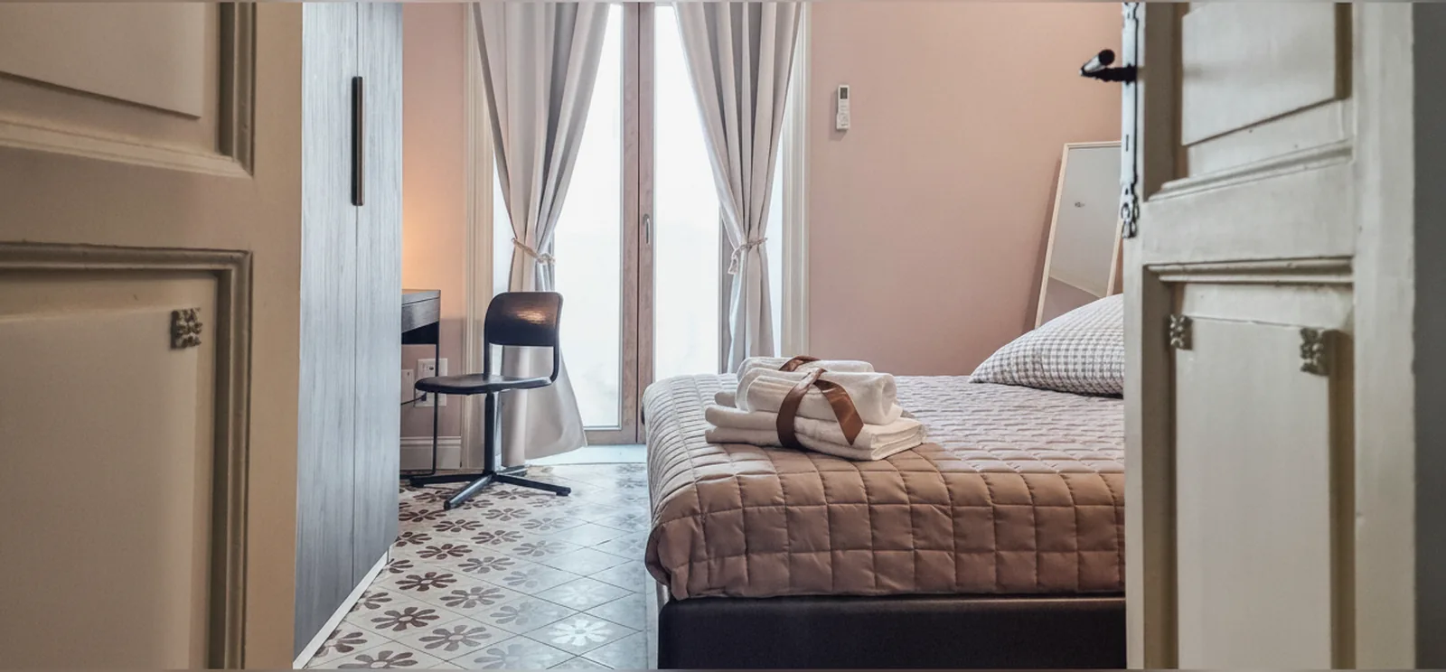 Suite Home Vincenzo Bellini — Appartamento nel centro di Caltanissetta,  — galleria foto 4